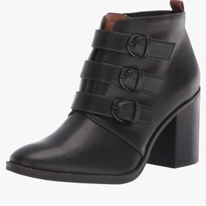 Short Black Boot. New in box